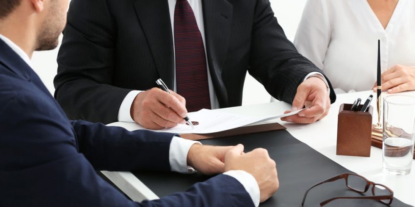 When To Hire A Workers’ Comp Attorney